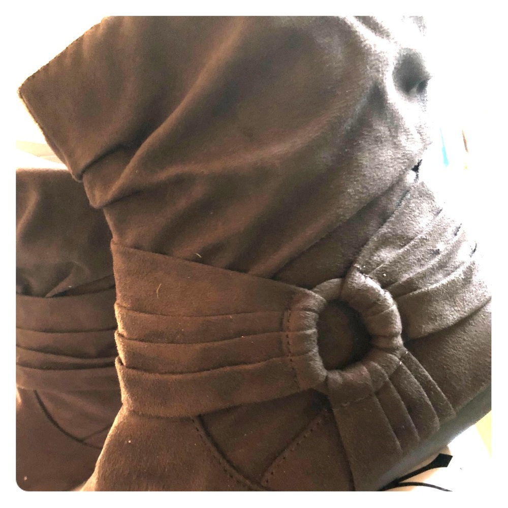 Ankle Boots - Picture 1 of 2